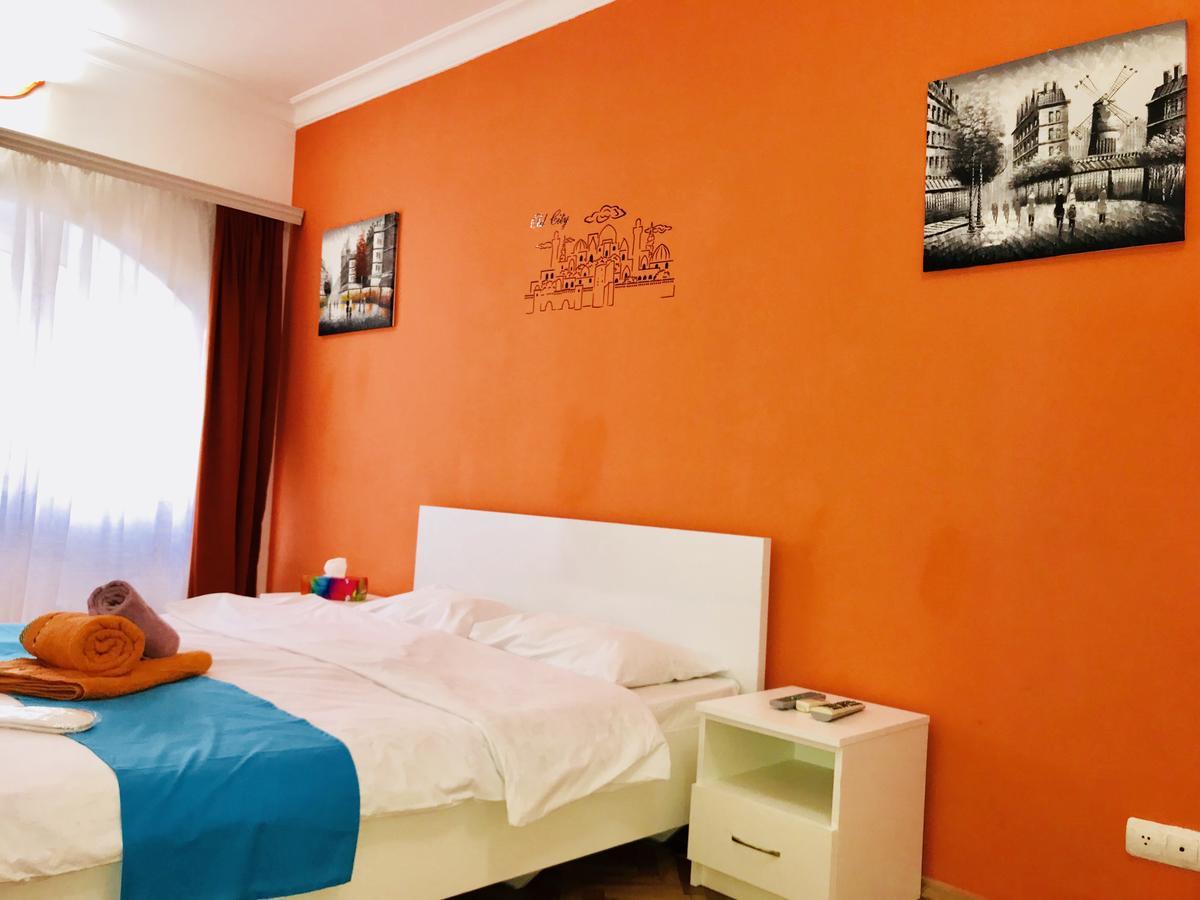 Check-In Apartment Near Fountain Square Vidadi Str Baku Bagian luar foto