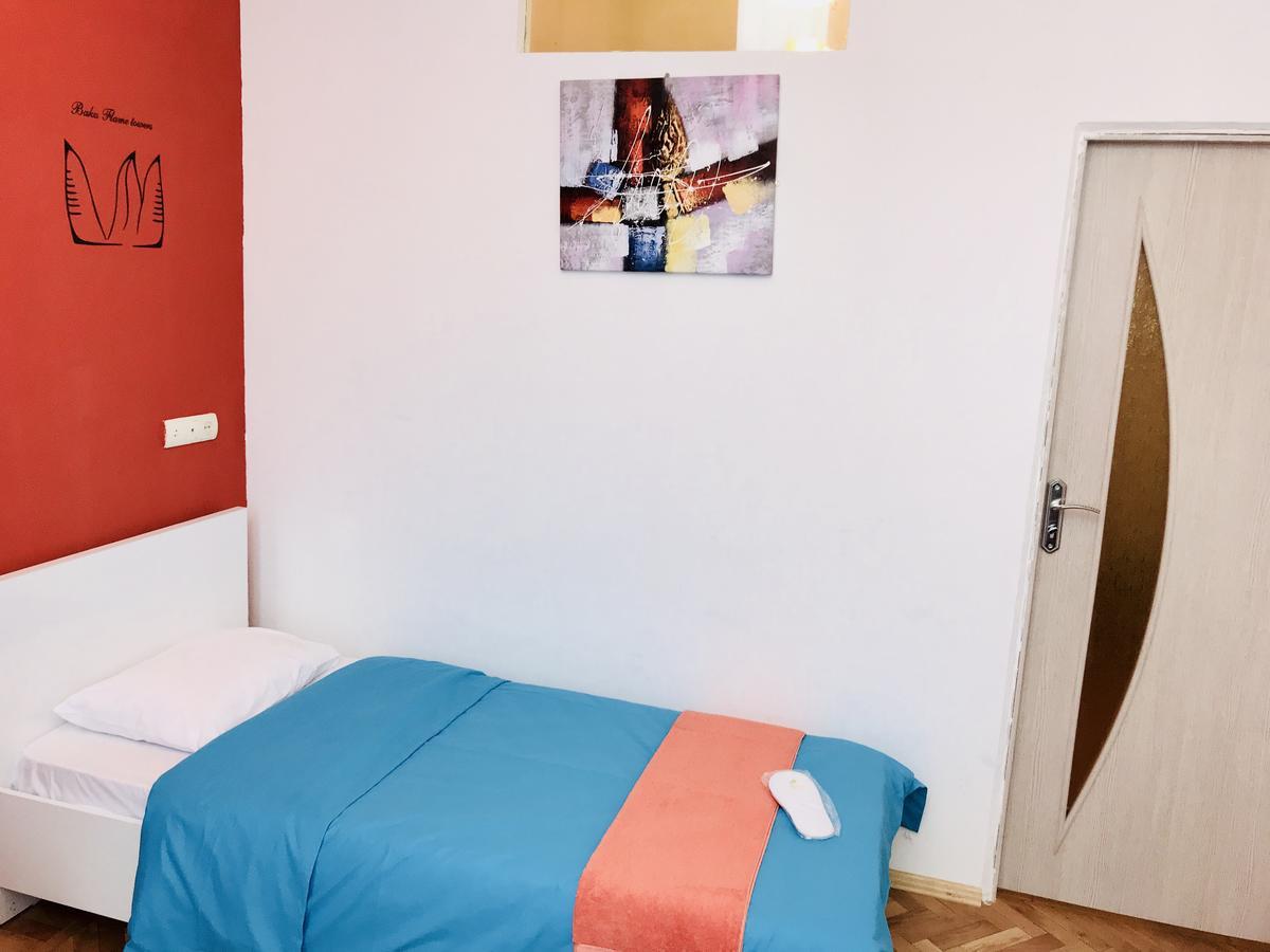 Check-In Apartment Near Fountain Square Vidadi Str Baku Bagian luar foto