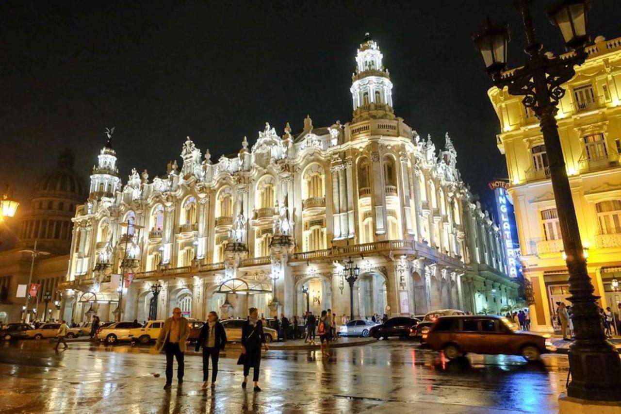 Check-In Apartment Near Fountain Square Vidadi Str Baku Bagian luar foto